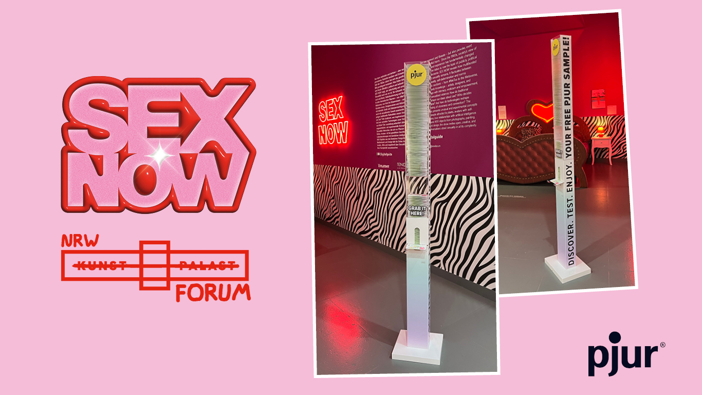 pjur SachetCard Spender auf der SEX NOW Ausstellung mit Logo